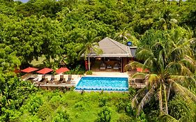 On Vacation Acantilado de la Tierra